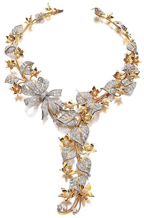 Luxury jewelry hero 1